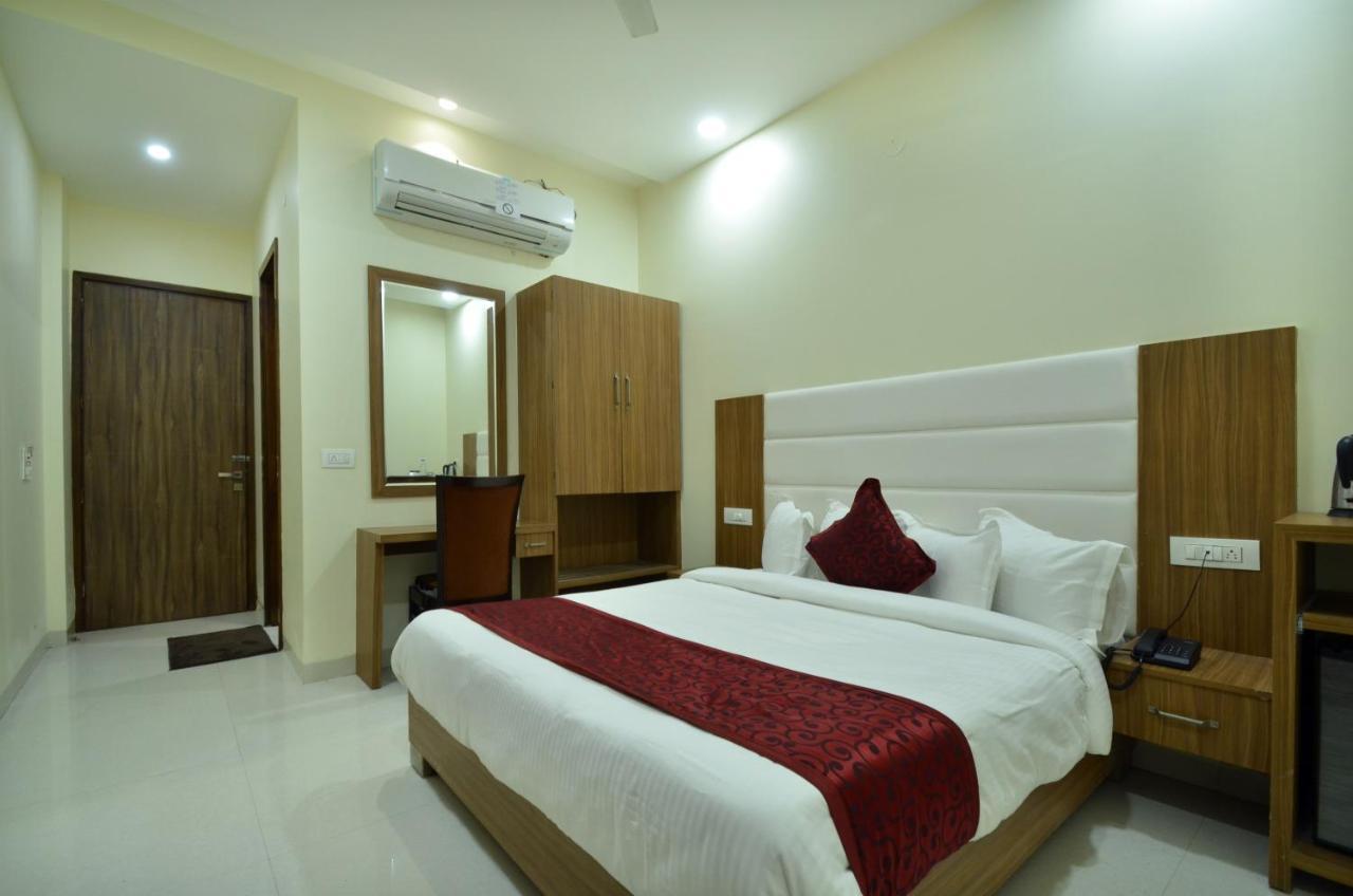 Capital O 8510 Welcome Inn Amritsar Eksteriør billede