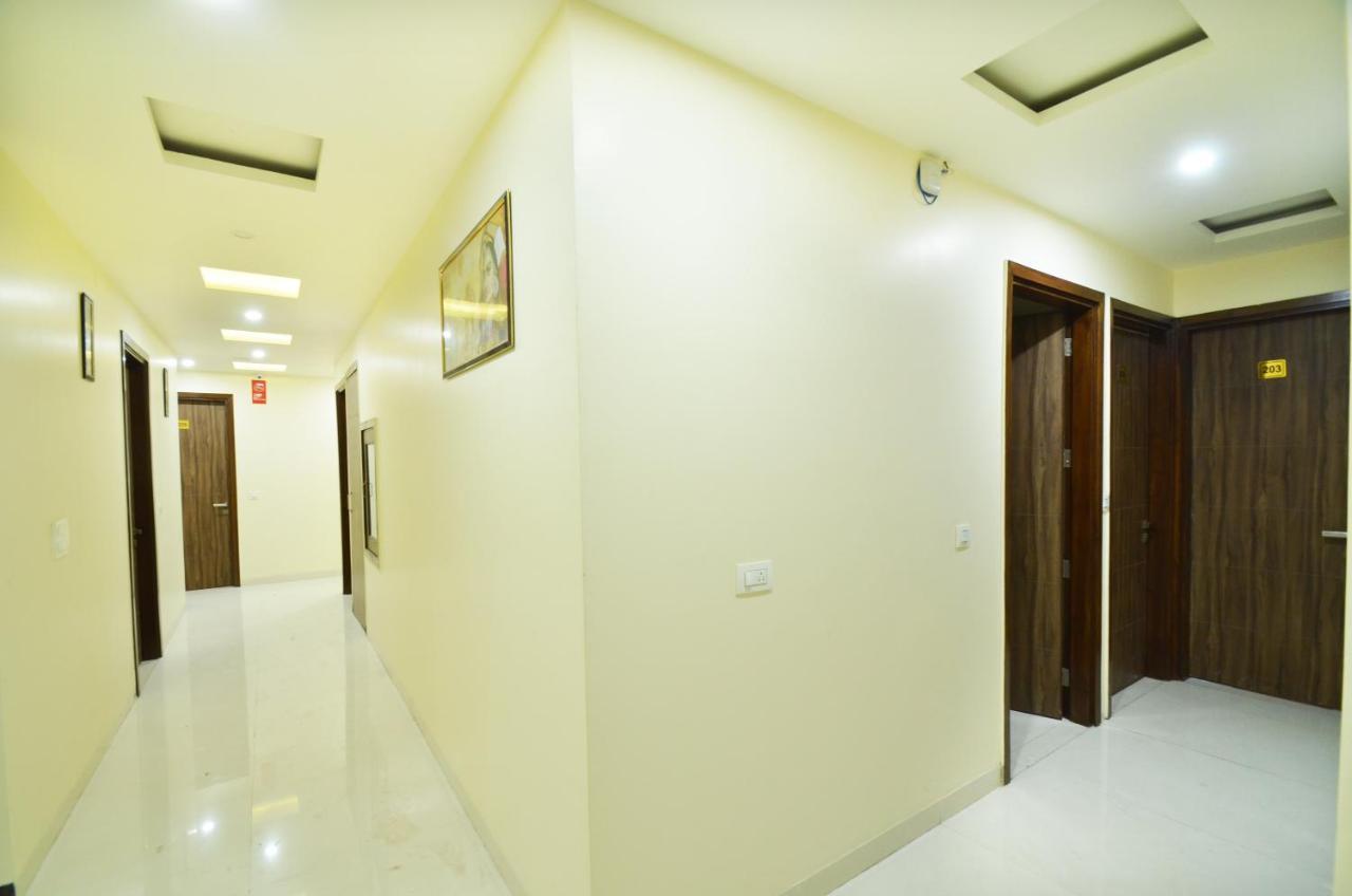 Capital O 8510 Welcome Inn Amritsar Eksteriør billede